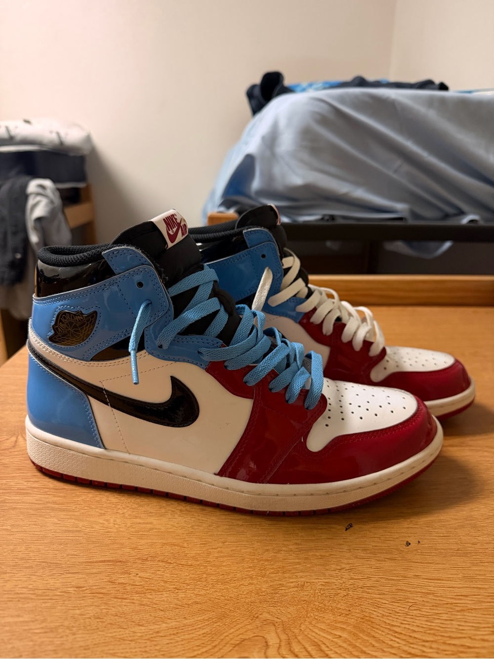 Jordan 1 Retro High Fearless UNC Chicago